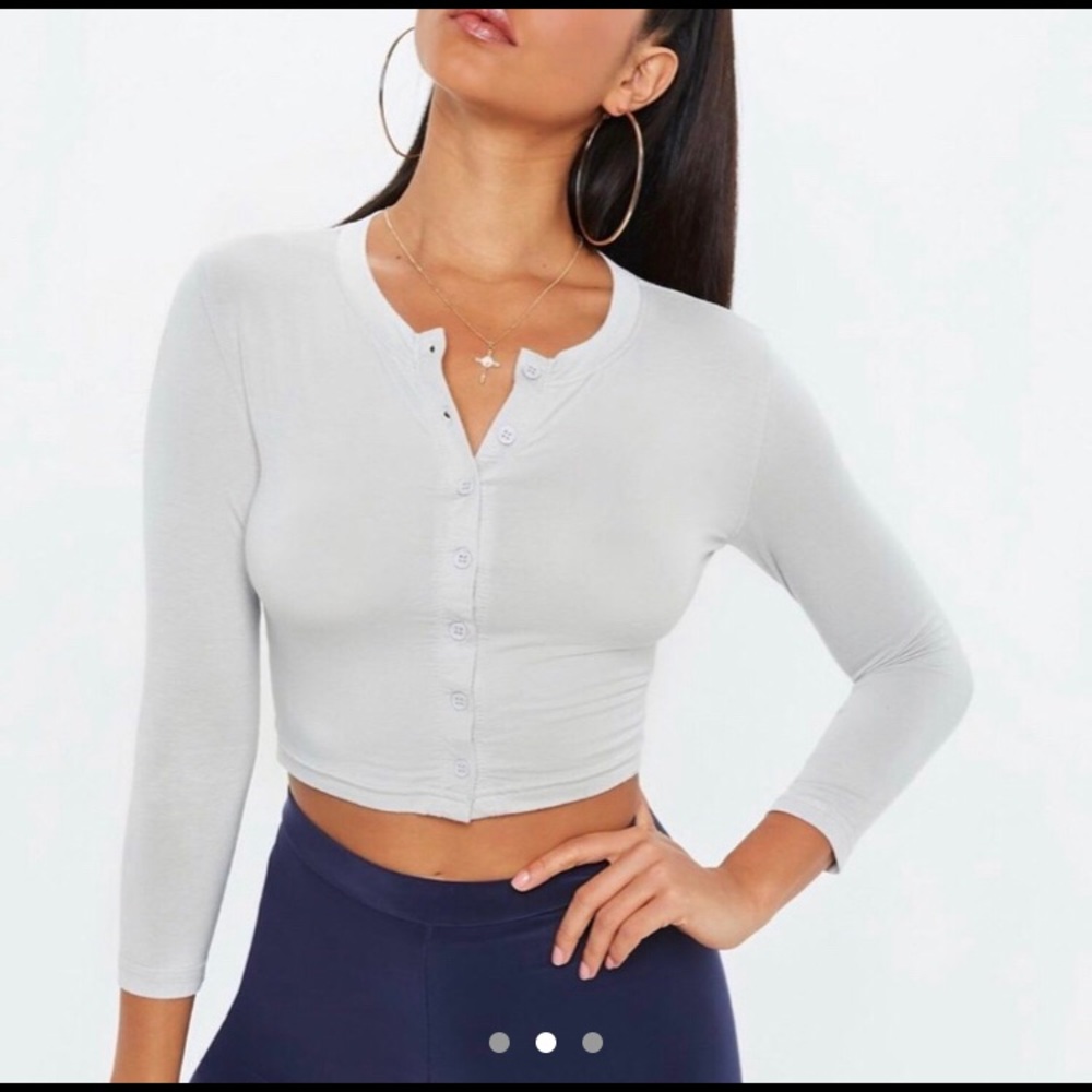 New Missguided Gray Button Crop Top